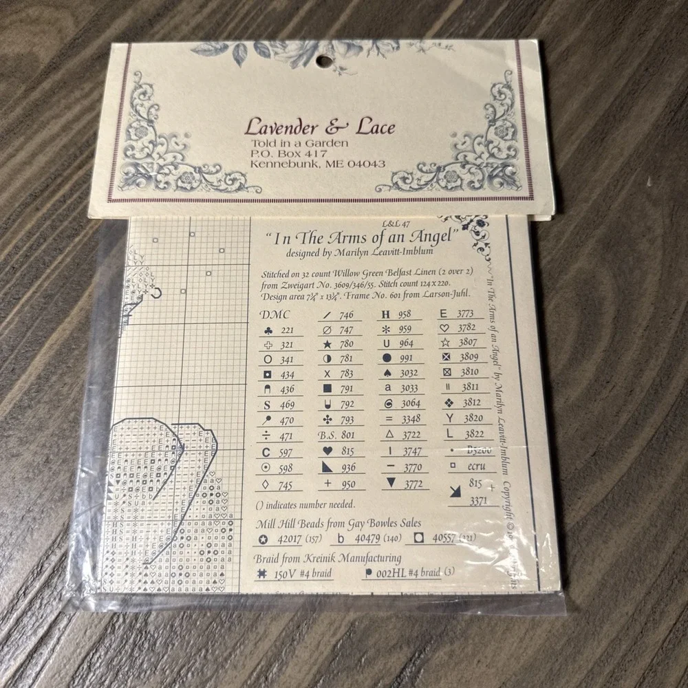 Lavender & Lace LL47‎ In The Arms Of An An Angel Sealed New Cross Stitch Pattern